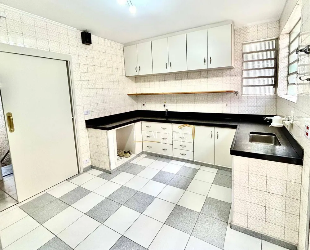 Casa, 4 quartos, 239 m² - Foto 2