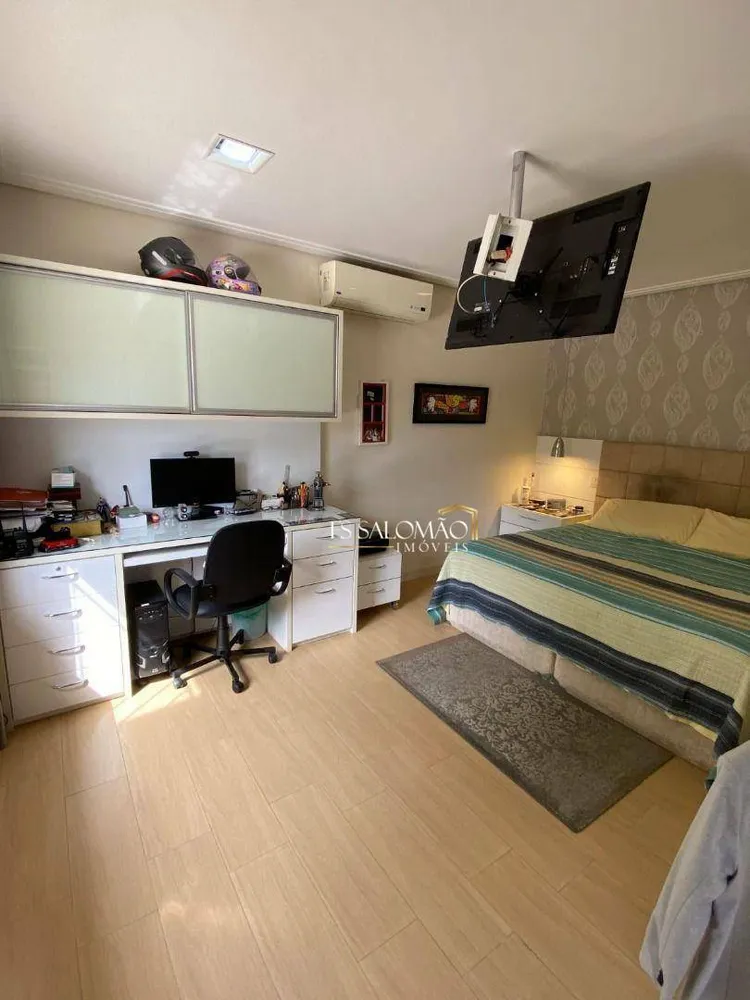 Casa, 4 quartos, 250 m² - Foto 2