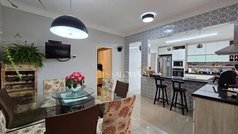 Casa, 3 quartos, 230 m² - Foto 4