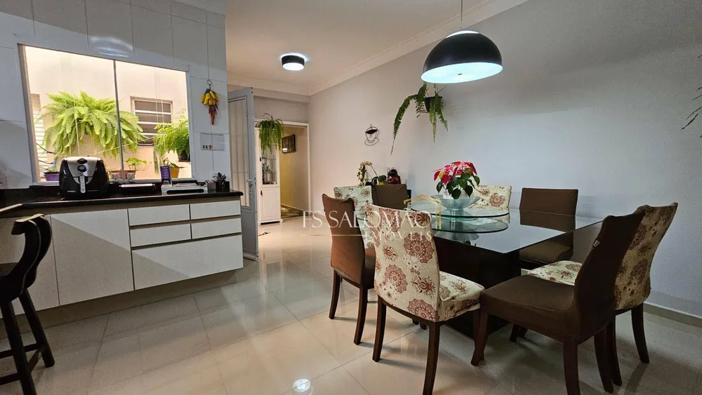 Casa, 3 quartos, 230 m² - Foto 9