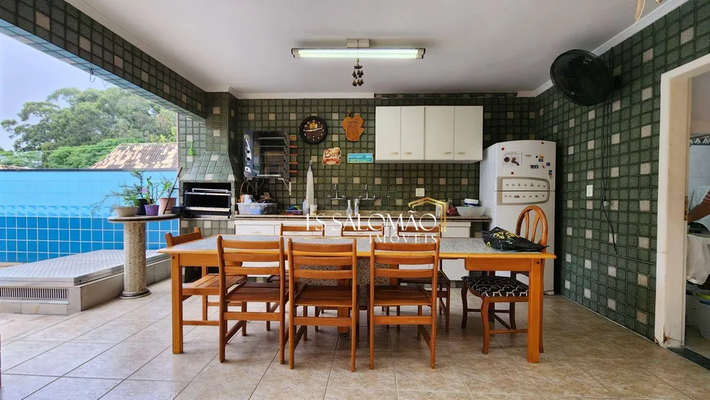Casa, 4 quartos, 451 m² - Foto 1