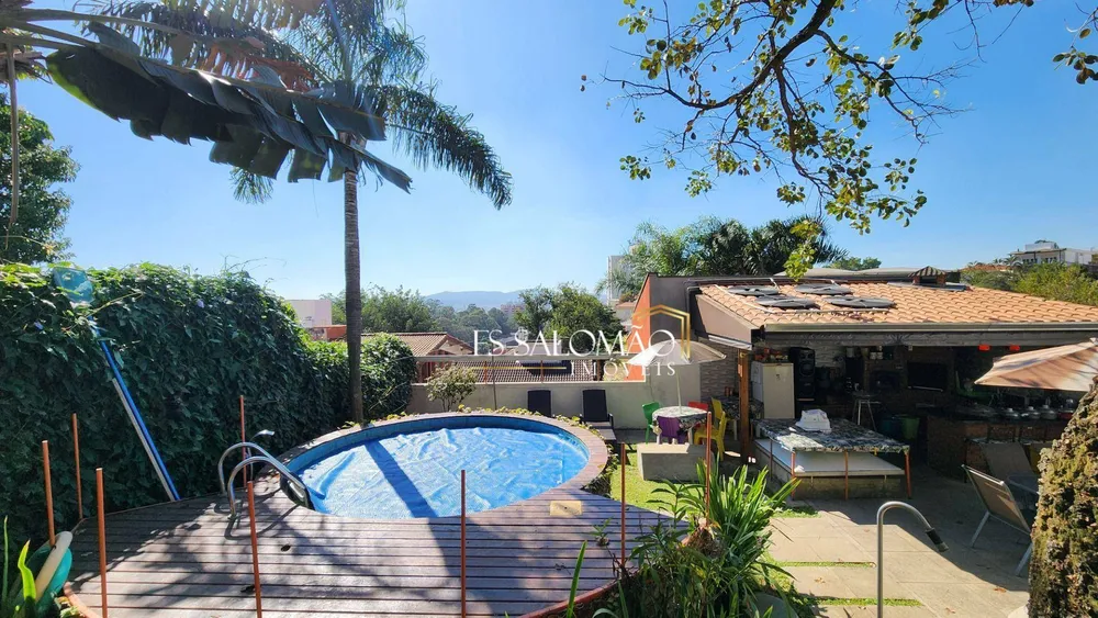 Casa, 4 quartos, 389 m² - Foto 1