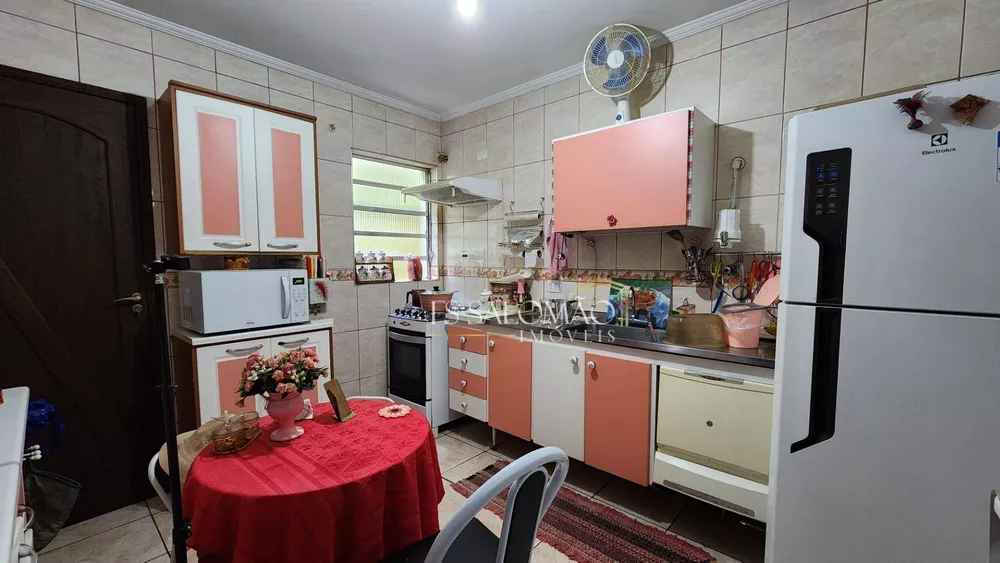 Casa, 3 quartos, 192 m² - Foto 2