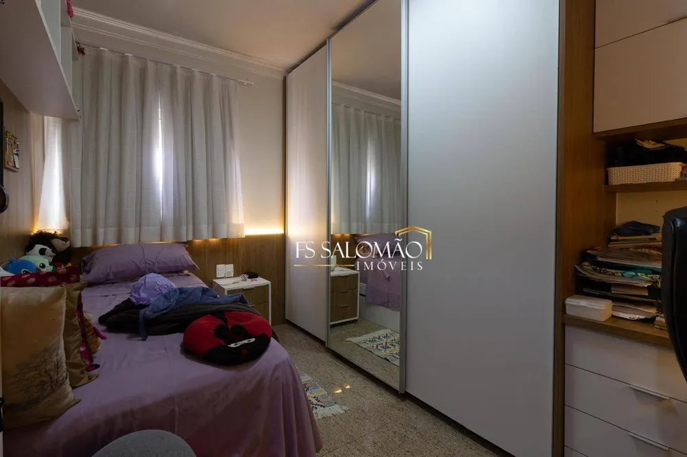 Apartamento, 3 quartos, 223 m² - Foto 1