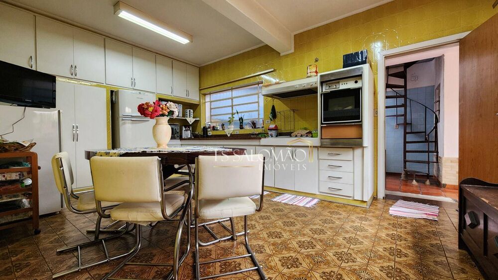 Sobrado, 4 quartos, 199 m² - Foto 2