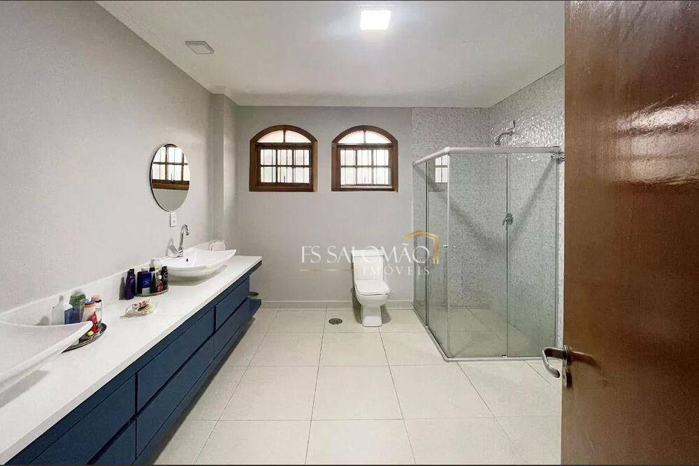 Casa à venda e aluguel com 5 quartos, 432m² - Foto 5