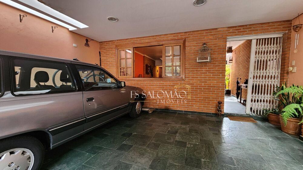 Sobrado, 3 quartos, 206 m² - Foto 1