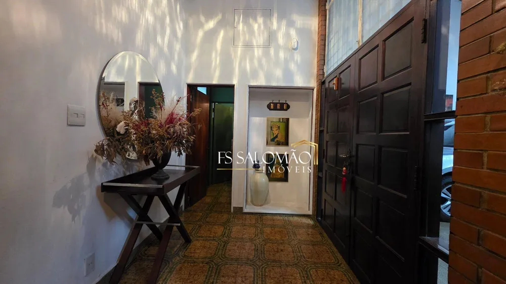 Casa, 3 quartos, 323 m² - Foto 1