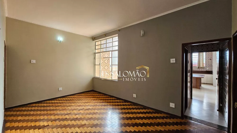 Casa, 4 quartos, 180 m² - Foto 2