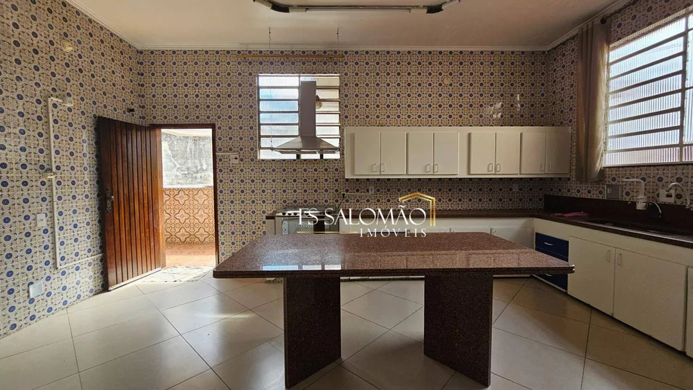 Casa, 4 quartos, 180 m² - Foto 4