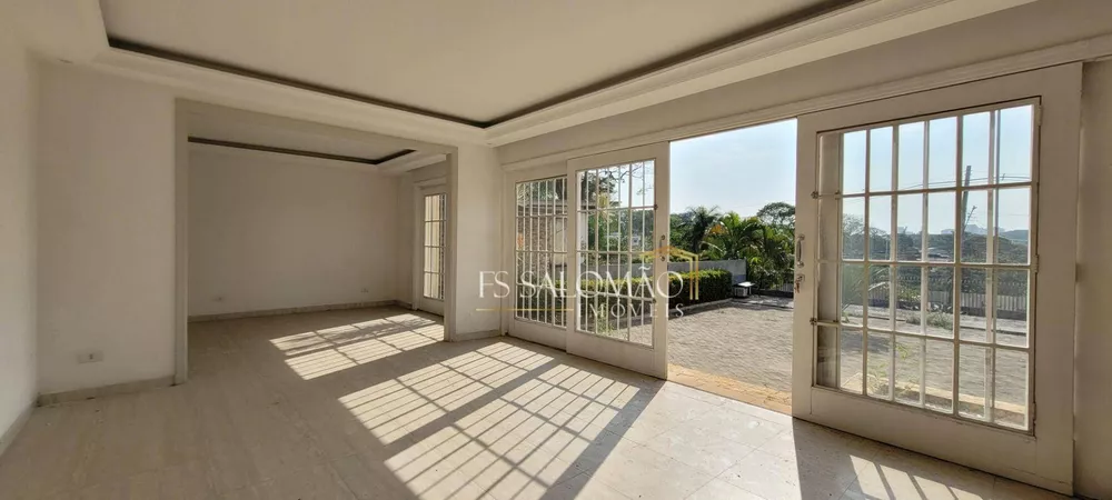 Sobrado, 3 quartos, 245 m² - Foto 1