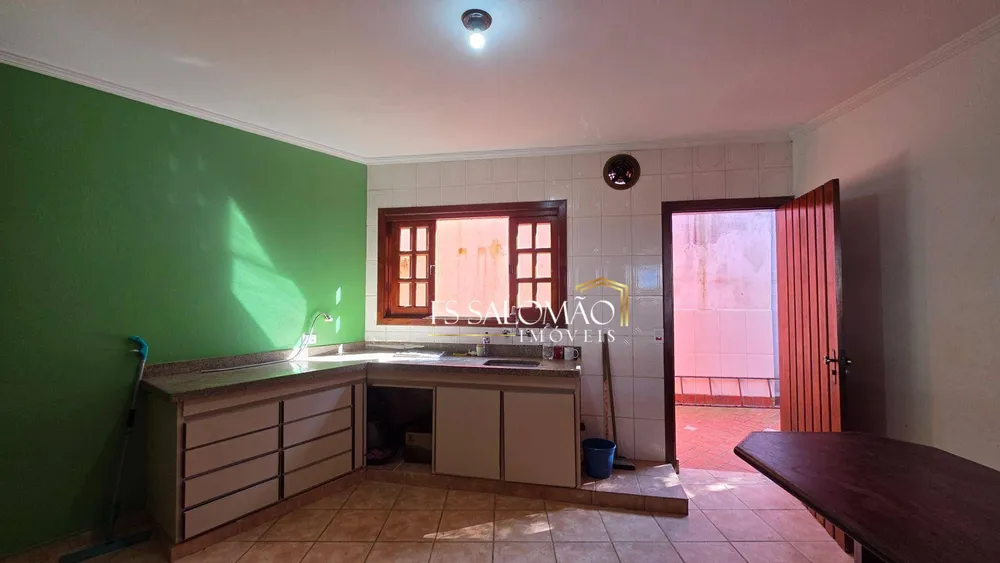Casa, 3 quartos, 250 m² - Foto 9