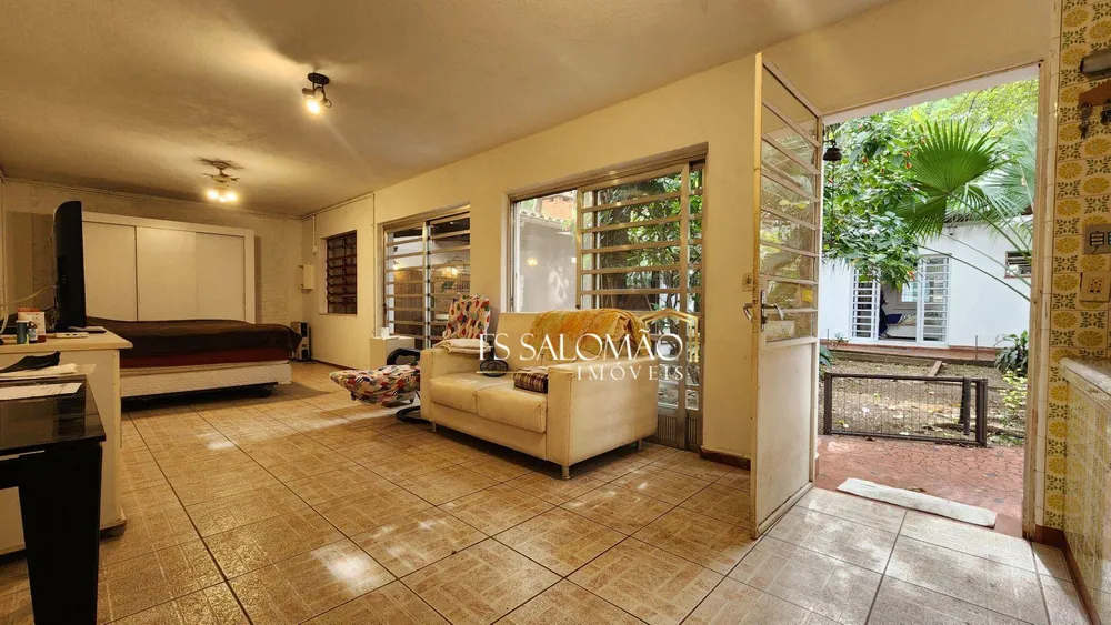 Casa, 3 quartos, 258 m² - Foto 1