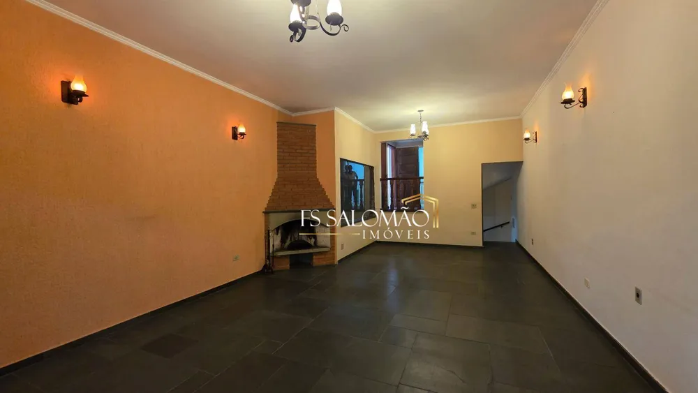 Casa, 3 quartos, 215 m² - Foto 4