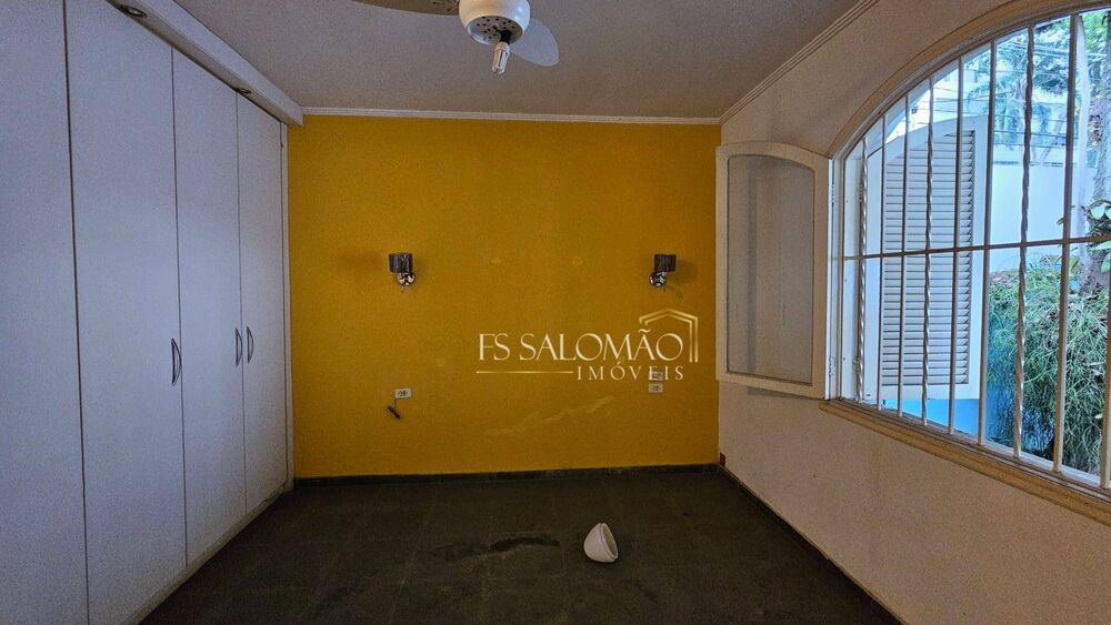 Casa, 3 quartos, 174 m² - Foto 1