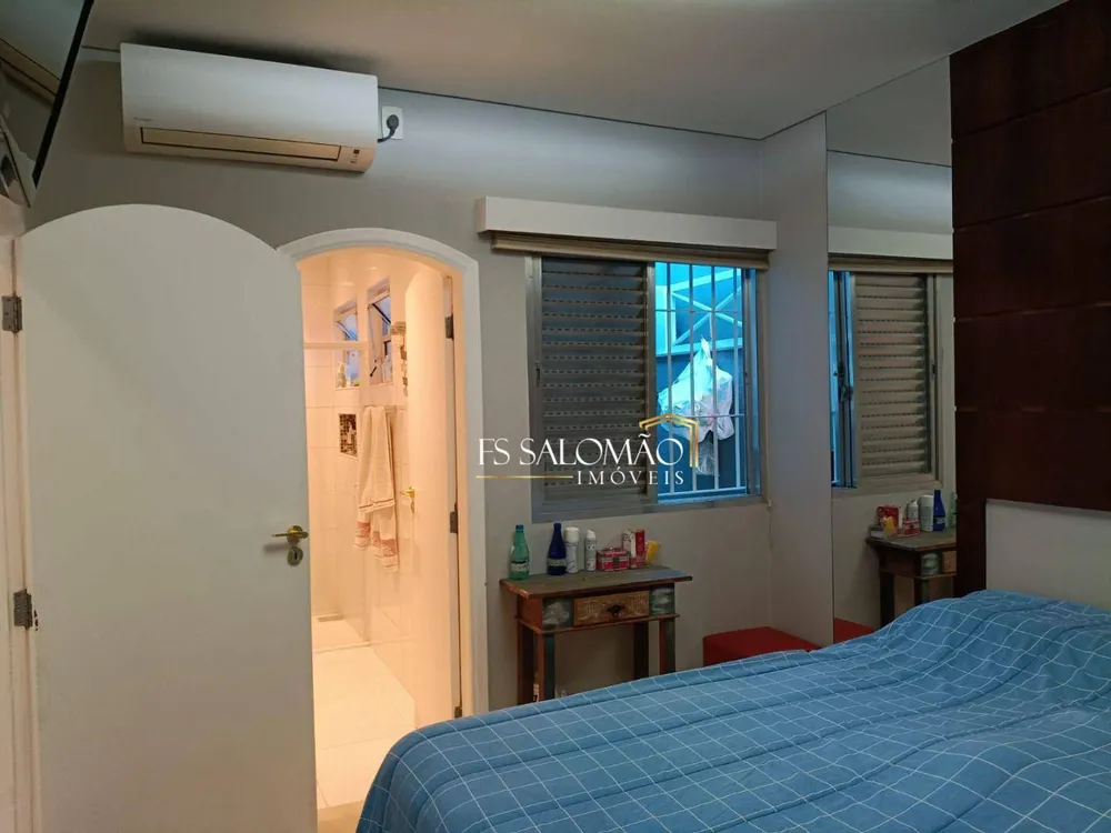 Casa, 4 quartos, 261 m² - Foto 1