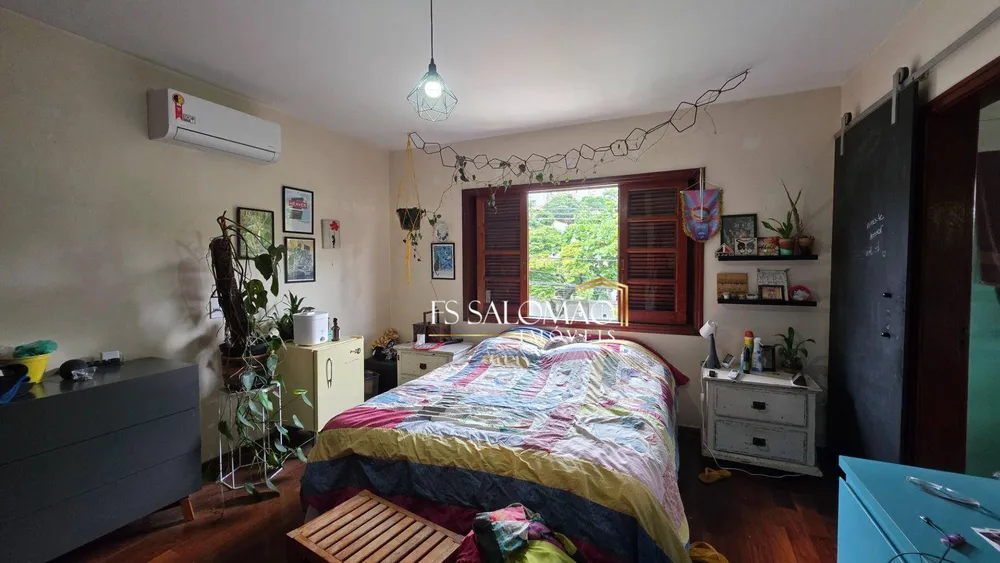 Casa, 6 quartos, 282 m² - Foto 1