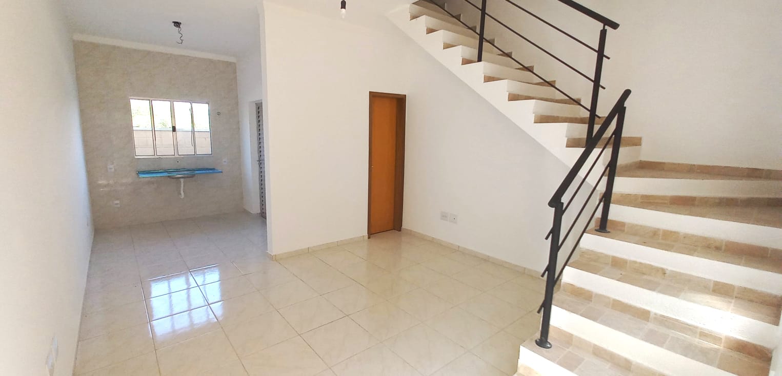 Casa de Condomínio à venda com 2 quartos, 59m² - Foto 1