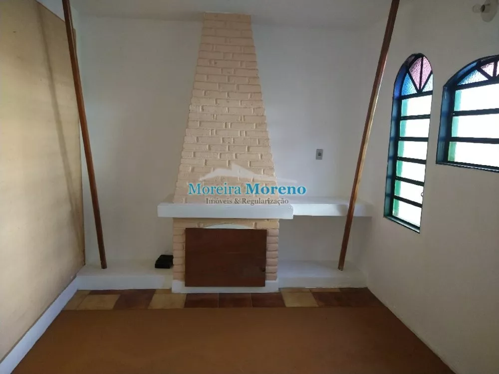 Casa à venda com 6 quartos, 80m² - Foto 3