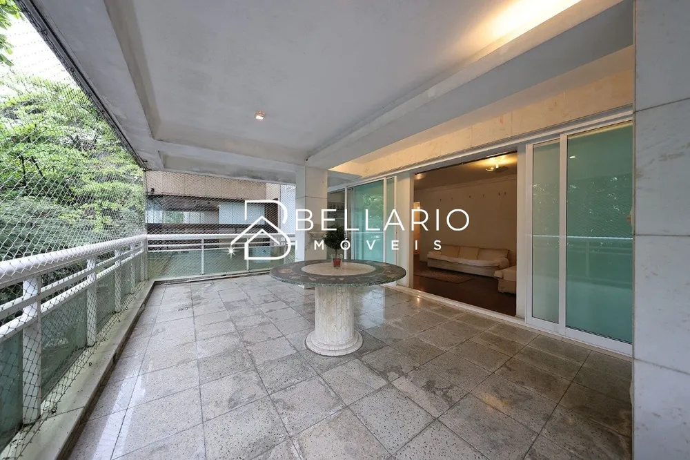 Apartamento, 3 quartos, 224 m² - Foto 1