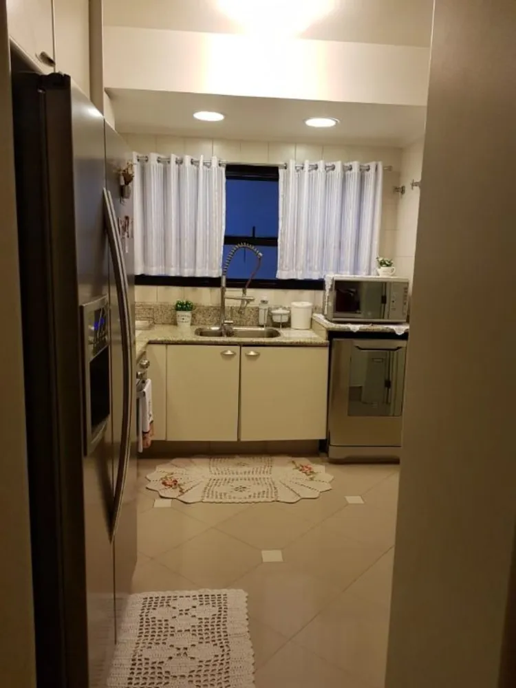 Apartamento, 3 quartos, 132 m² - Foto 2