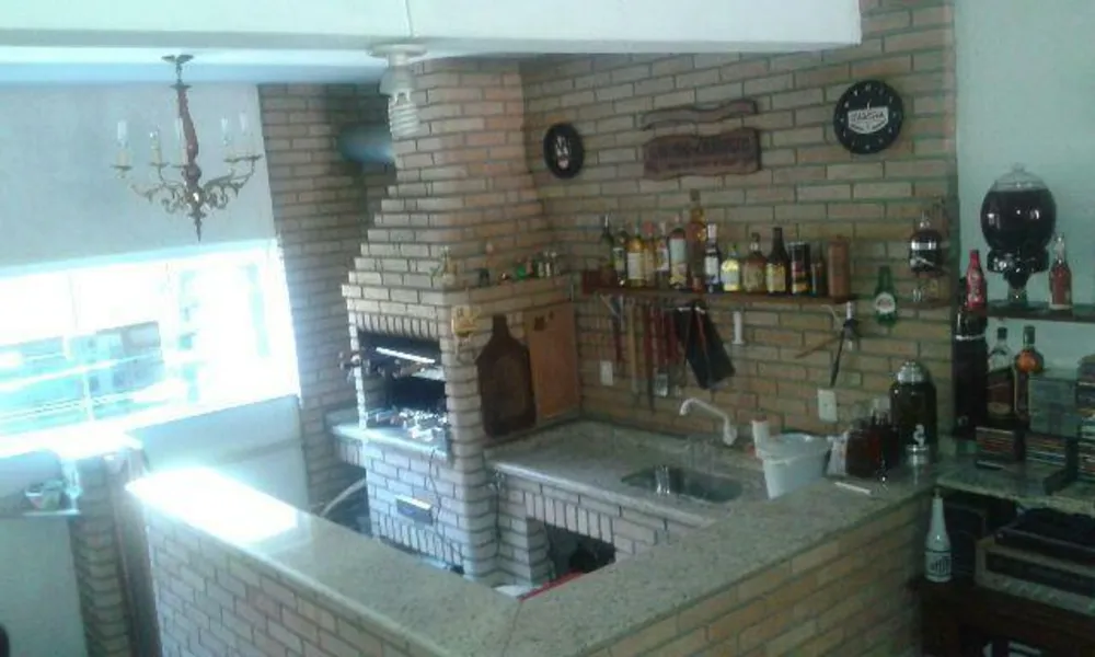 Sobrado, 3 quartos, 272 m² - Foto 1