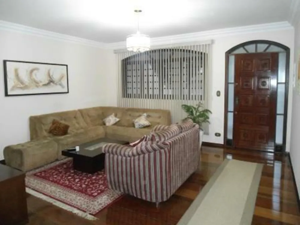 Sobrado, 3 quartos, 320 m² - Foto 1