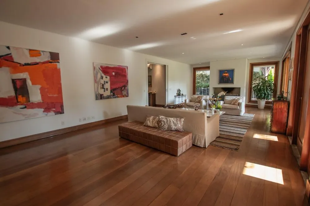 Sobrado, 4 quartos, 778 m² - Foto 1