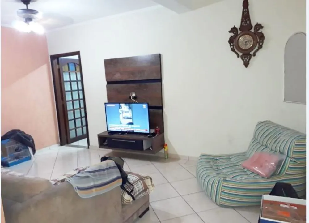 Casa, 3 quartos, 195 m² - Foto 2