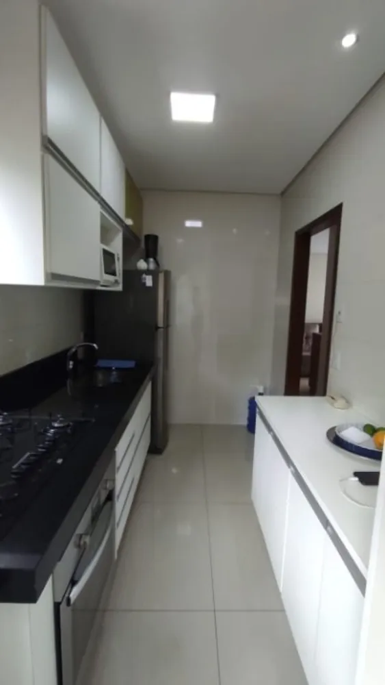 Apartamento, 2 quartos, 68 m² - Foto 2