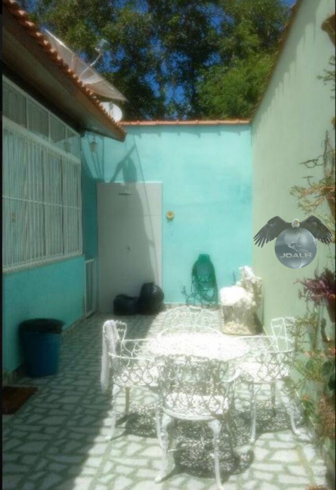 Casa à venda com 3 quartos, 1m² - Foto 4