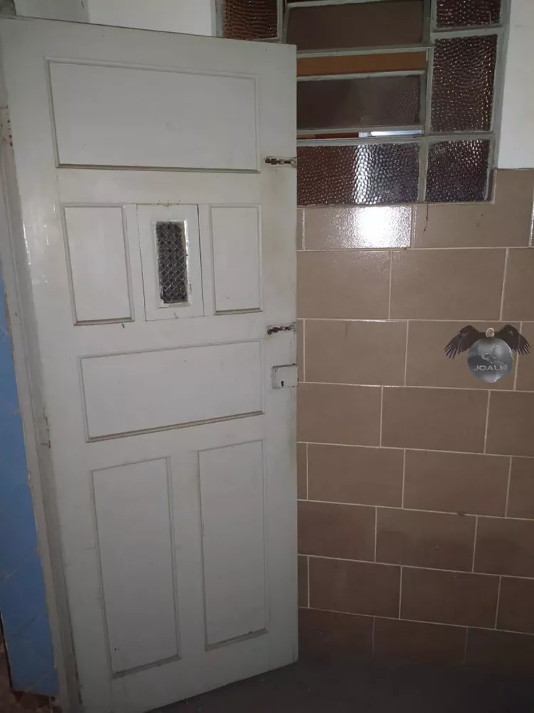 Casa à venda com 2 quartos, 1m² - Foto 5