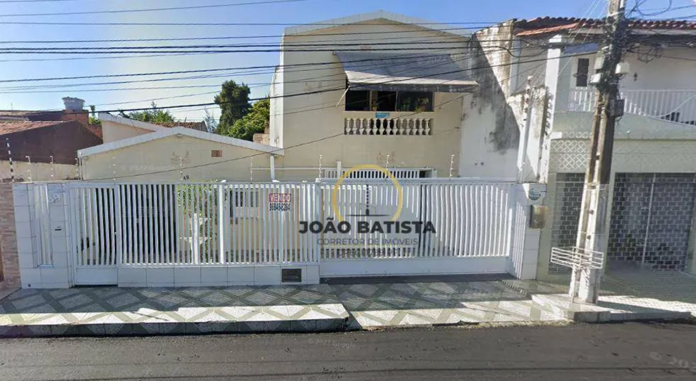 Casa, 3 quartos, 250 m² - Foto 1