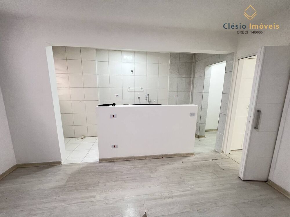 Apartamento à venda com 1 quarto, 45m² - Foto 2