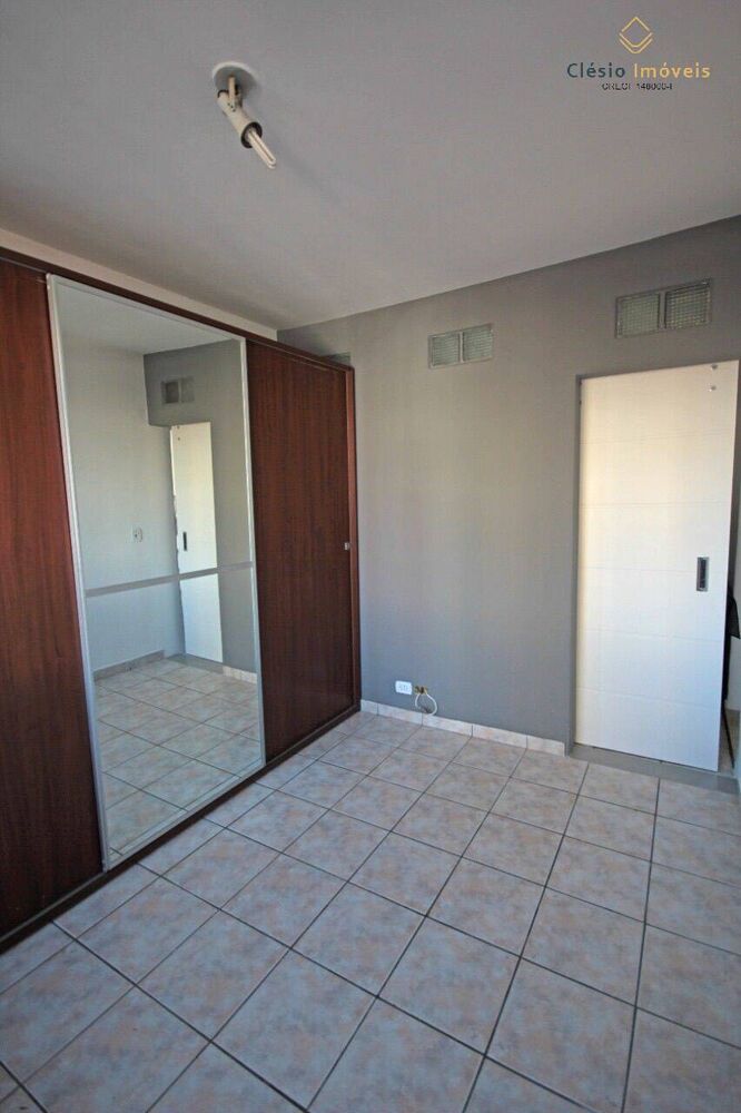 Apartamento à venda com 1 quarto, 50m² - Foto 4