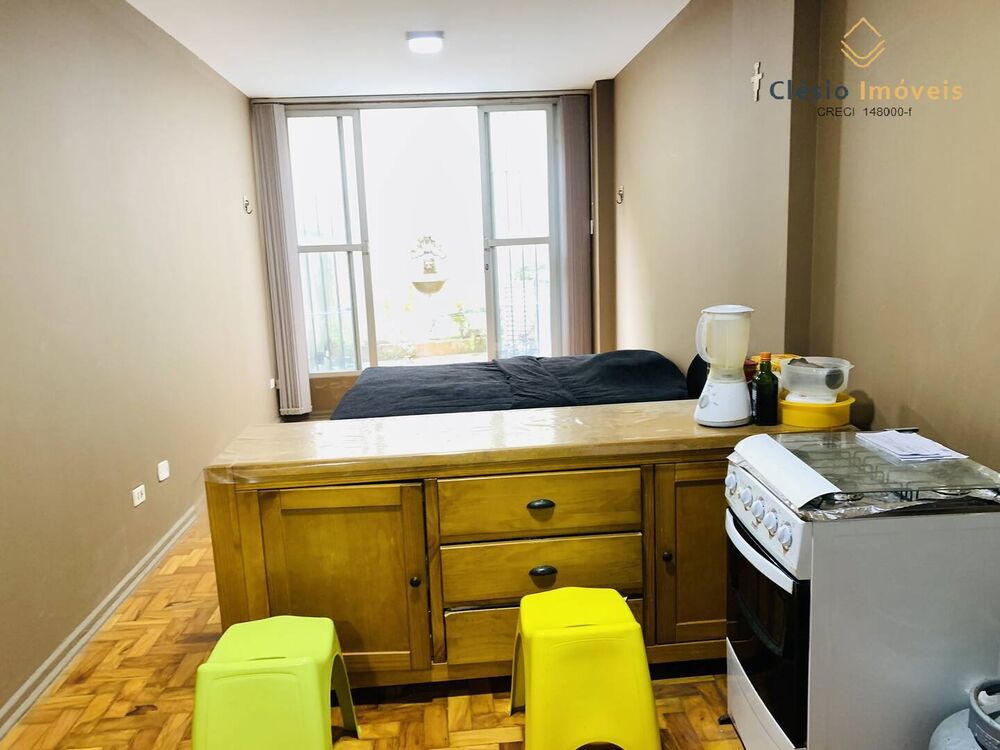 Apartamento à venda com 1 quarto, 40m² - Foto 2
