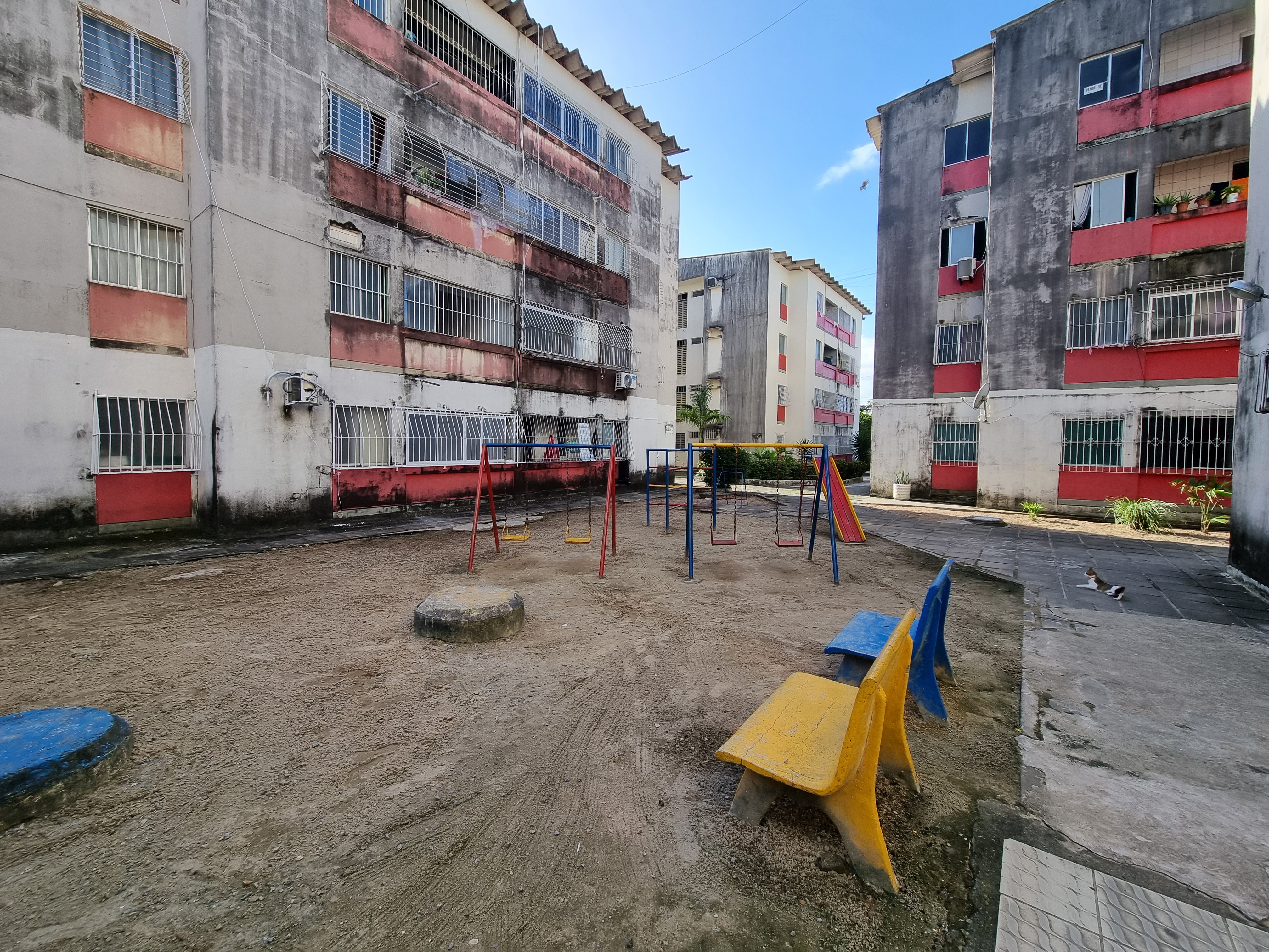 Apartamento à venda com 2 quartos, 69m² - Foto 18