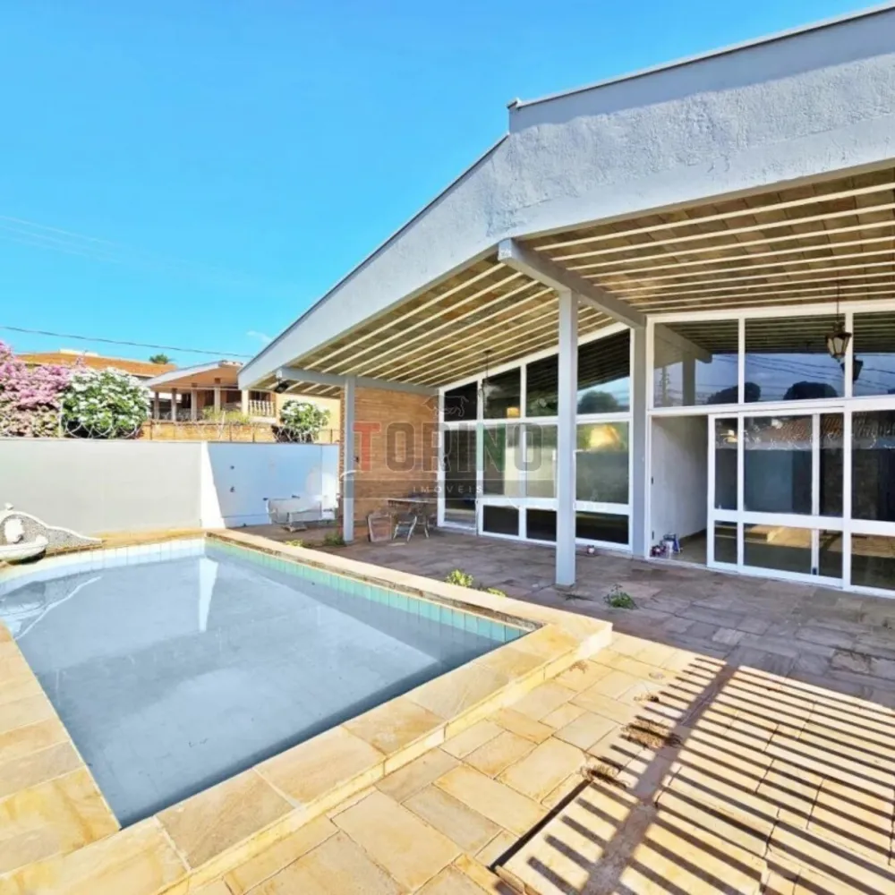 Casa, 6 quartos, 328 m² - Foto 1