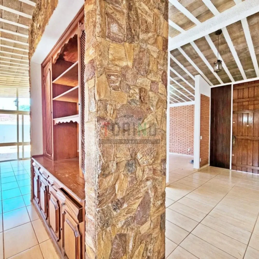 Casa, 6 quartos, 328 m² - Foto 4