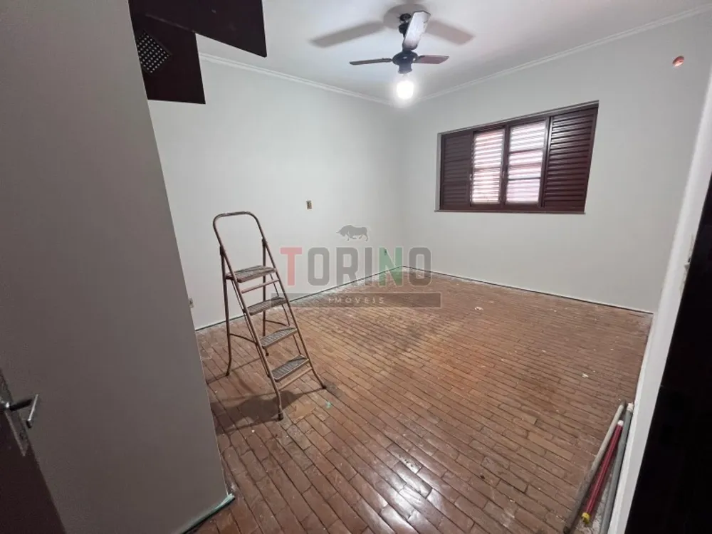 Casa, 3 quartos, 265 m² - Foto 2