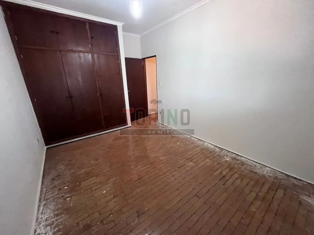 Casa, 3 quartos, 265 m² - Foto 1