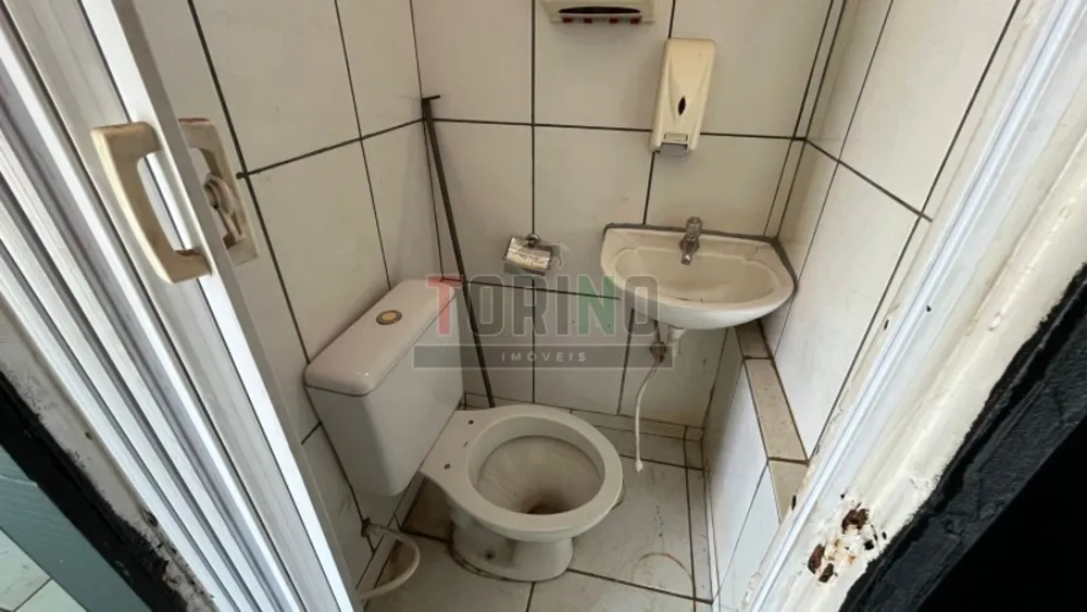 Casa, 2 quartos, 300 m² - Foto 1