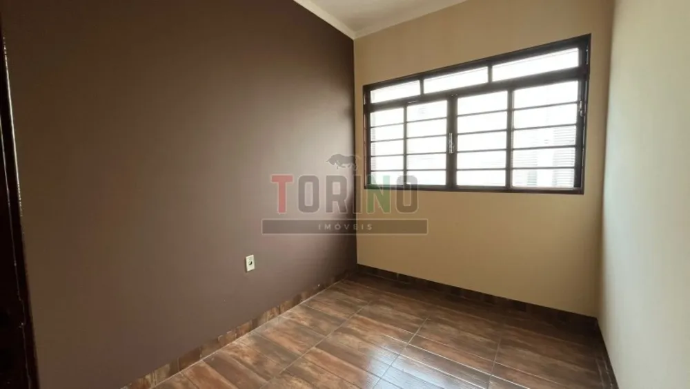 Casa, 3 quartos, 272 m² - Foto 2