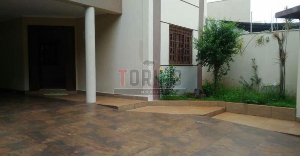 Casa, 4 quartos, 300 m² - Foto 2