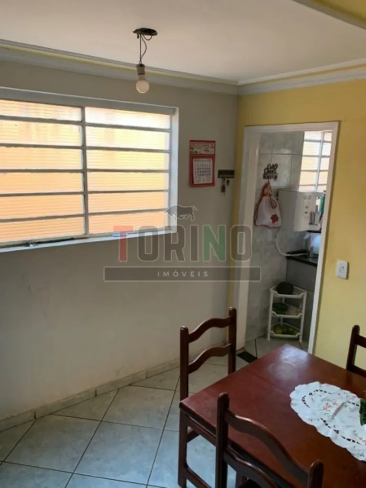 Casa, 3 quartos, 179 m² - Foto 2