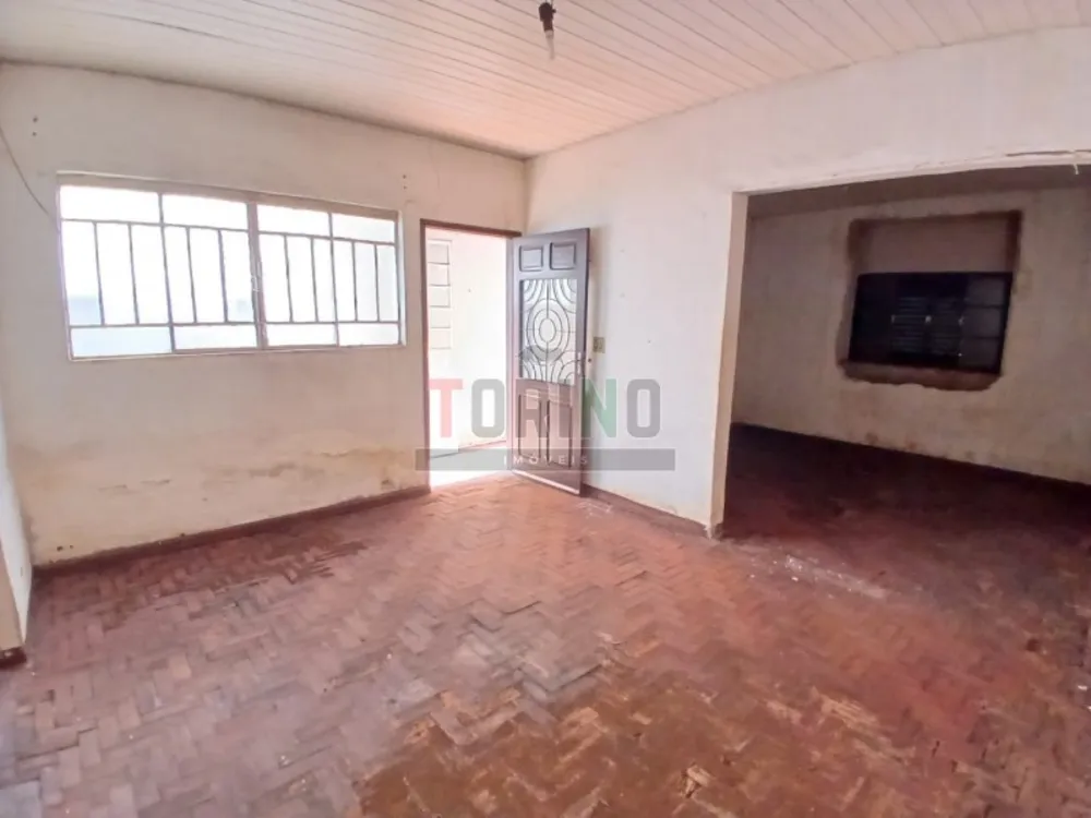 Casa, 1 quarto, 198 m² - Foto 1