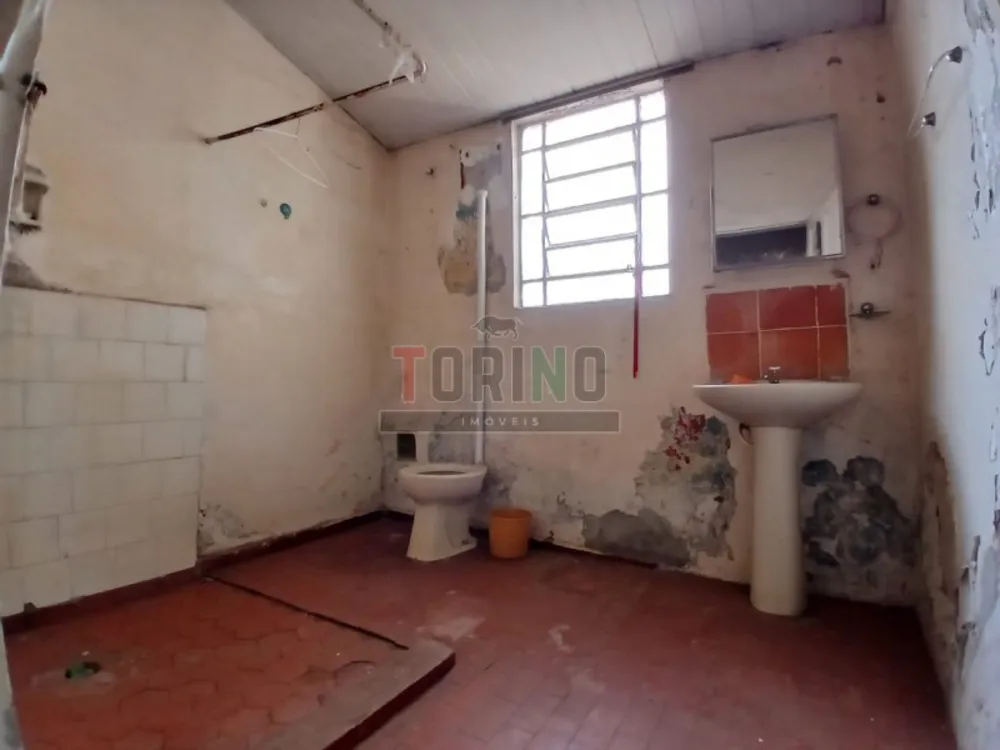 Casa, 1 quarto, 198 m² - Foto 2