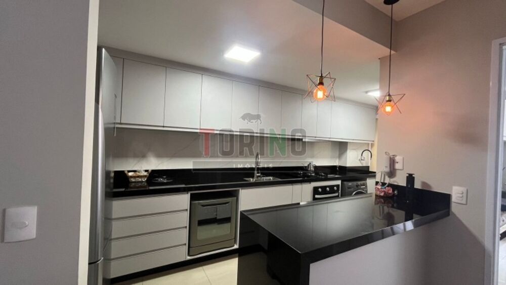 Apartamento para alugar com 2 quartos, 90m² - Foto 4