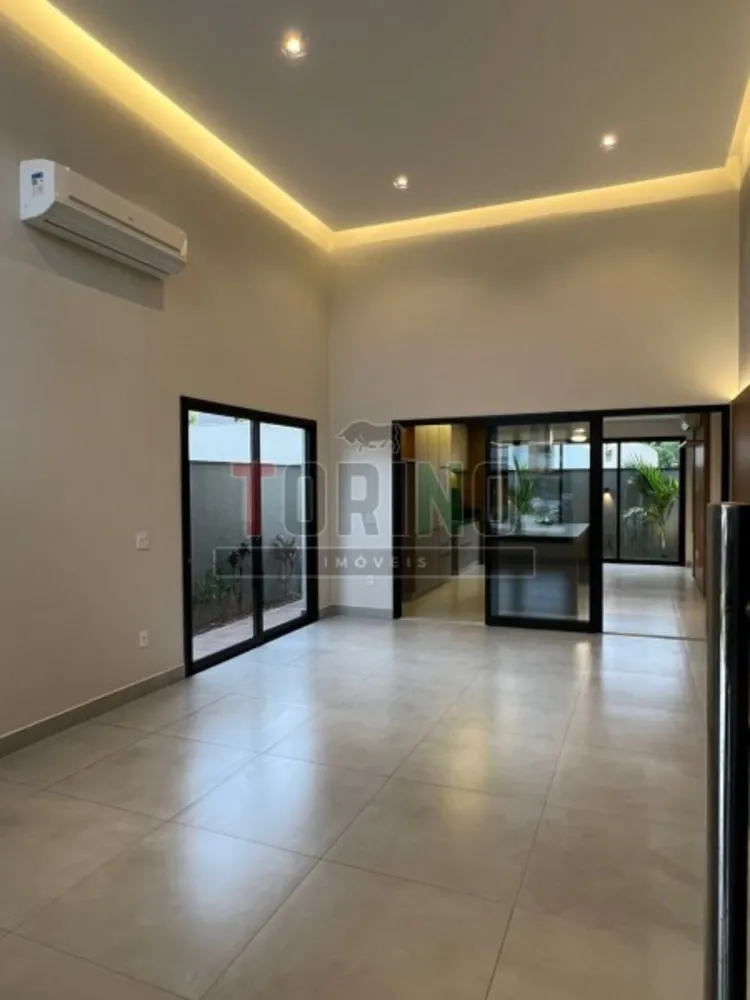 Casa, 3 quartos, 300 m² - Foto 2