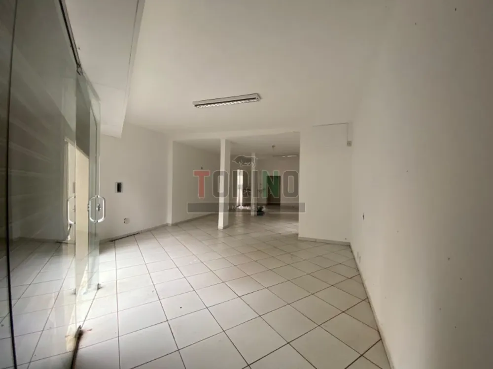 Loja-Salão, 75 m² - Foto 1